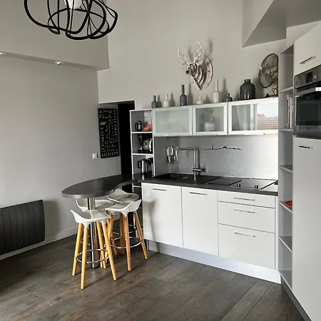 Superbe Proche Du Marais Paris